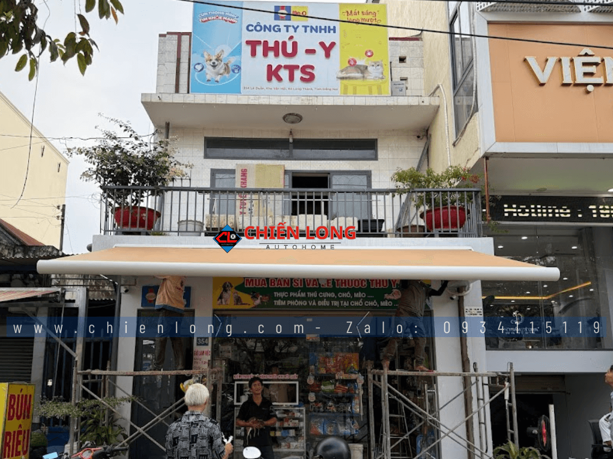 Lắp đặt mái hiên tự động kích thước 5250mm x 2500mm