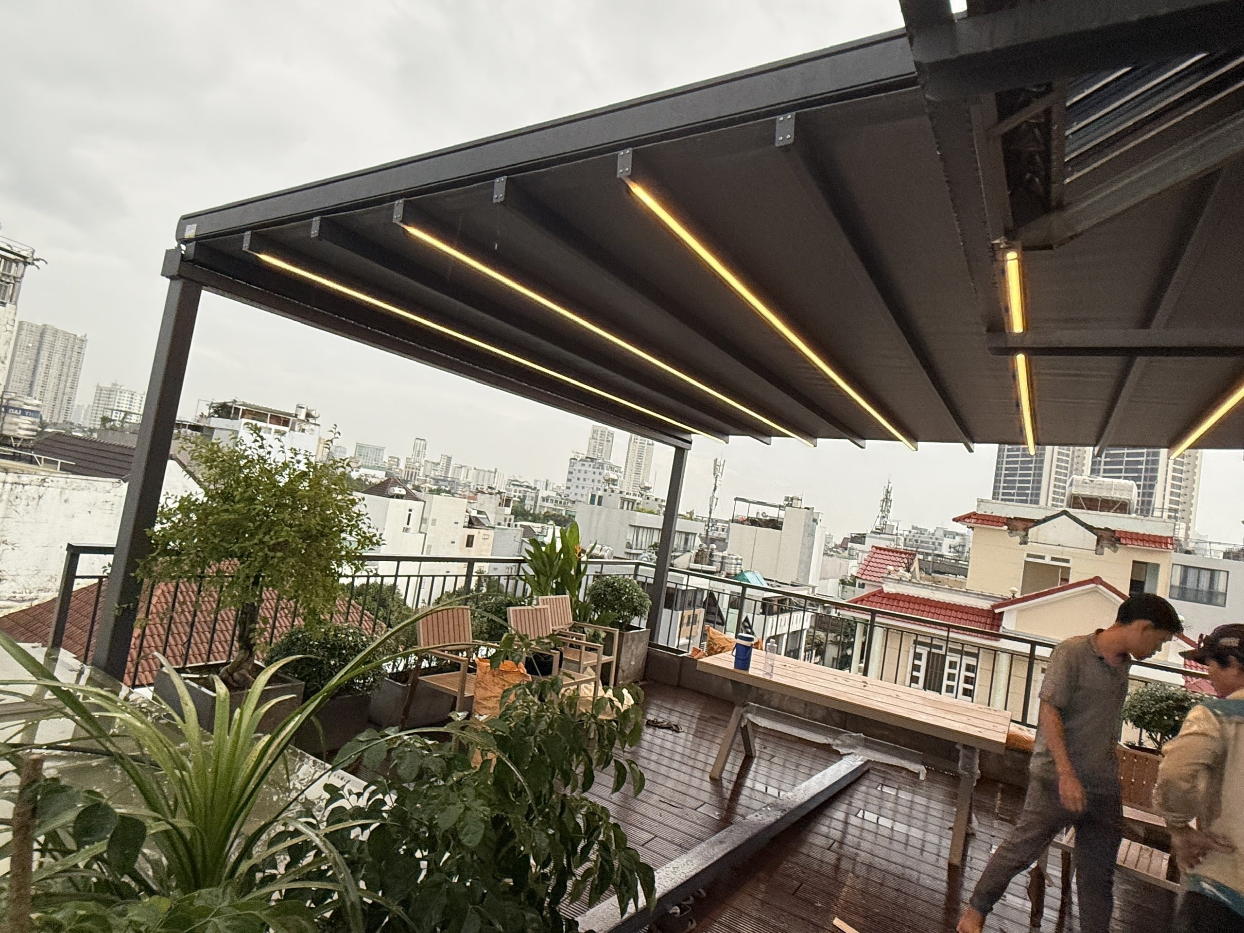 mái che xếp tự động