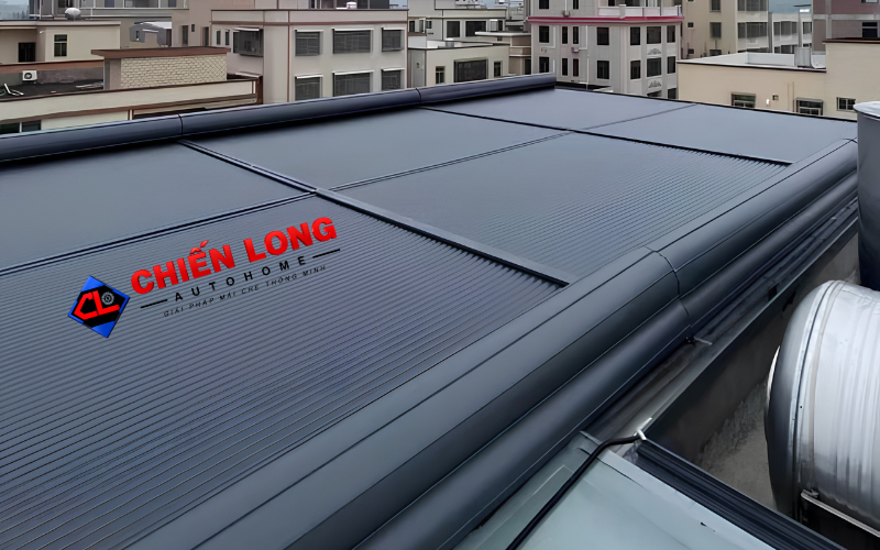 mái nhôm cuộn giếng trời
