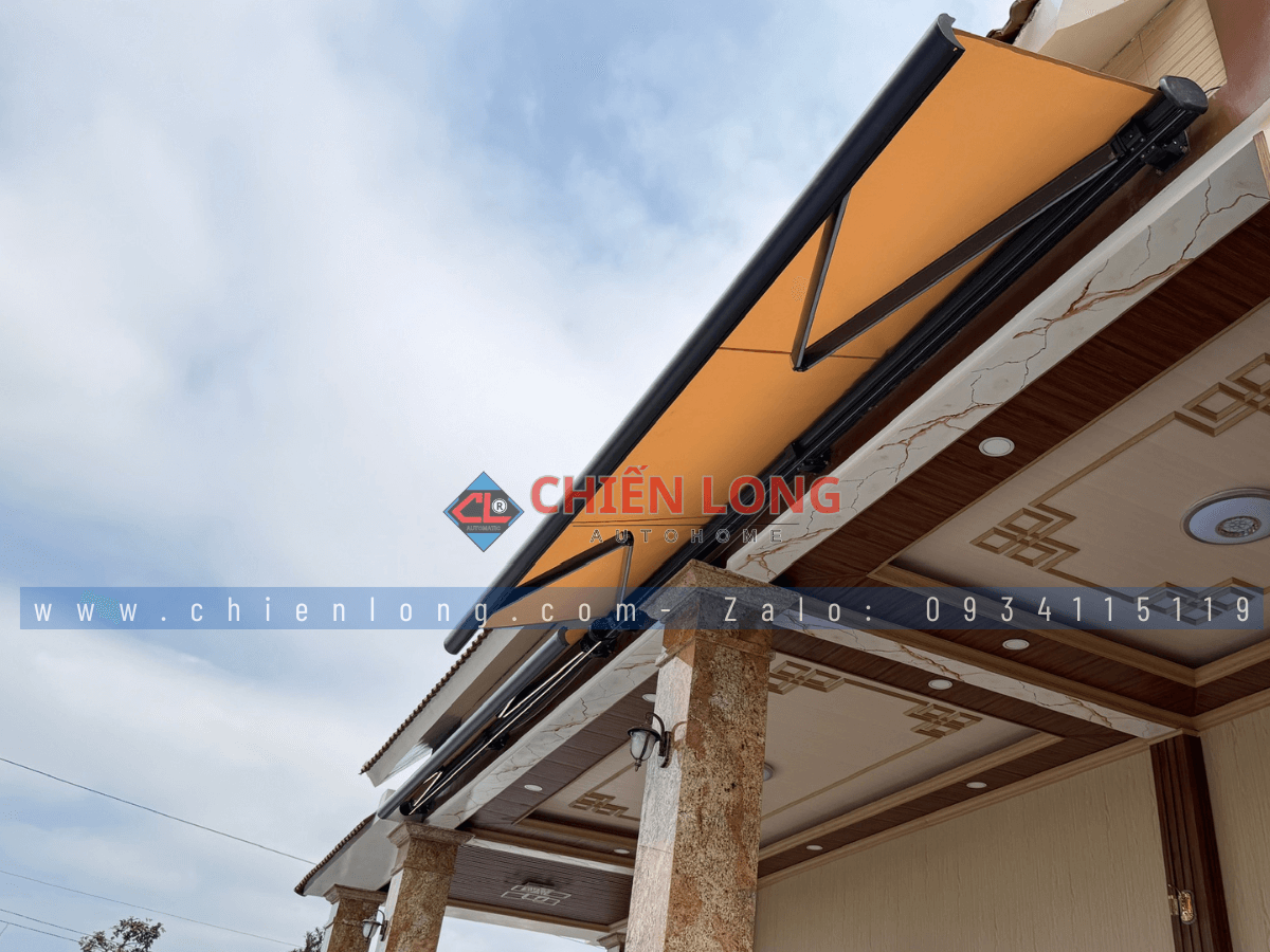 Mái hiên thông minh nhập khẩu thiết kế sang trọng cho biệt thự