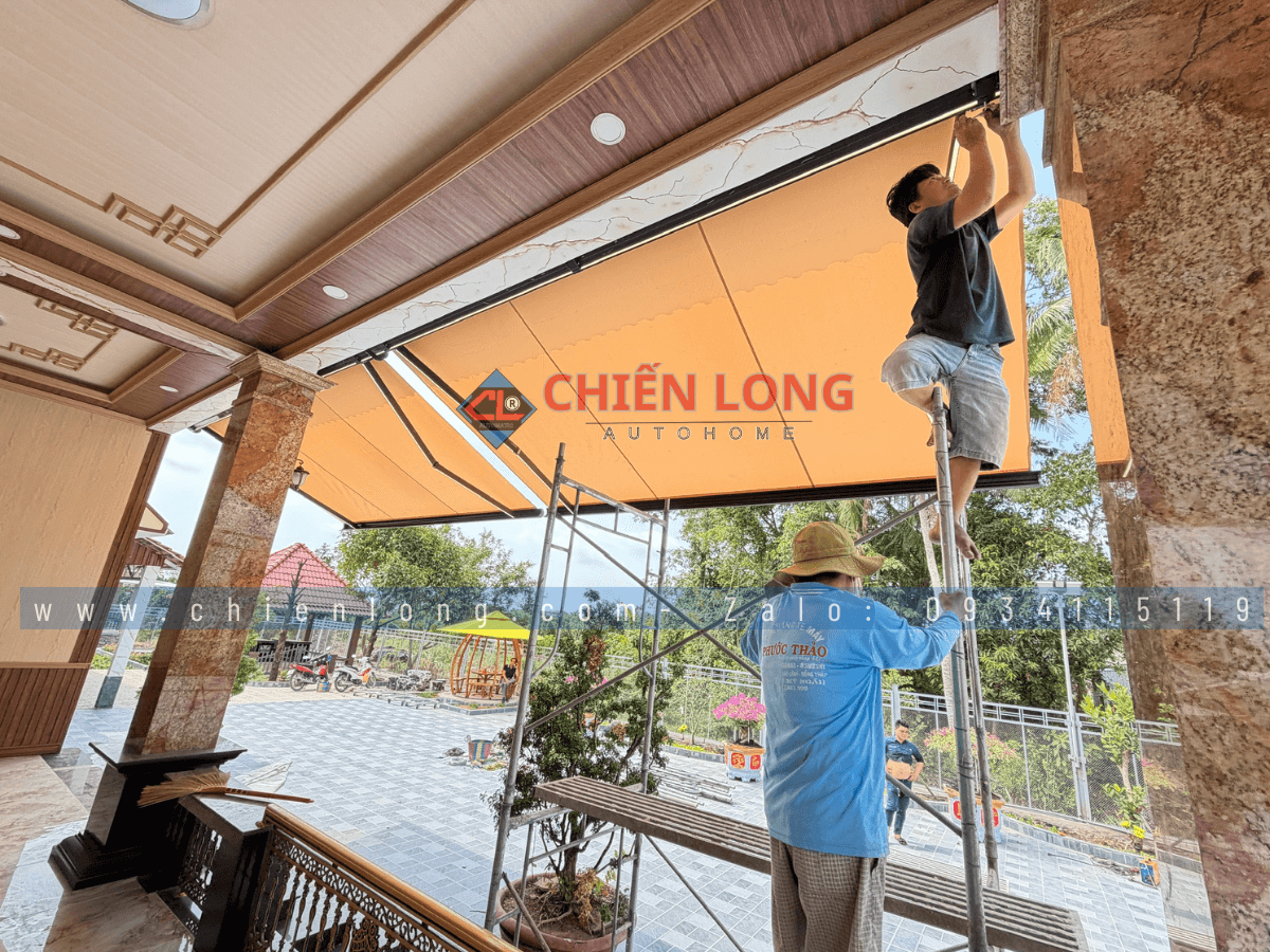 Mái hiên tự động che nắng cho biệt thự cao cấp