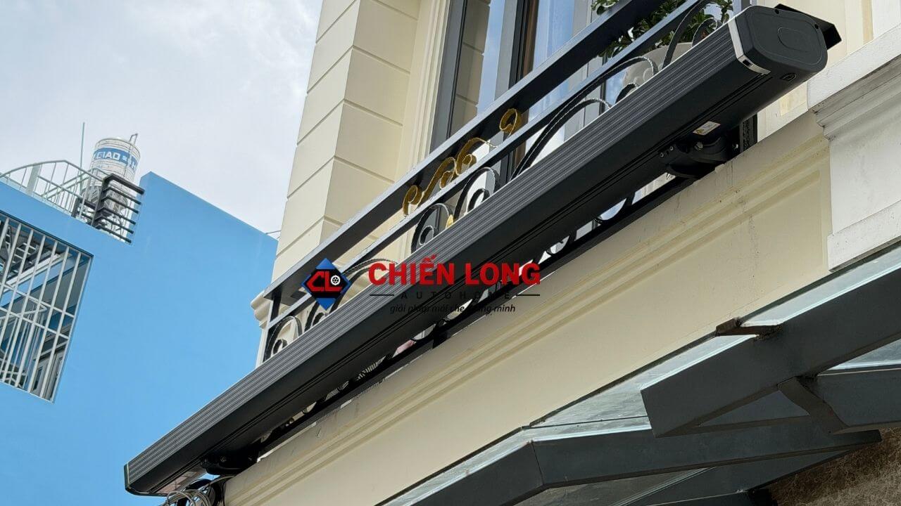 Mái hiên tự động chống gió cấp 6 kích thước 3,5m x 2,5m