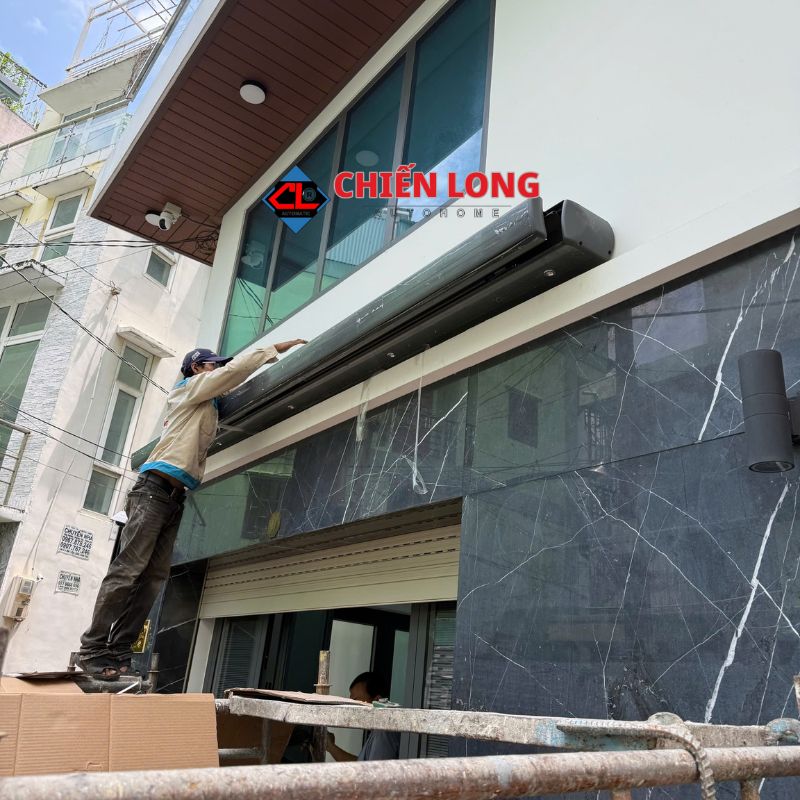 Mái hiện điều khiển từ xa sử dụng khung hợp kim nhôm cao cấp đảm bảo độ bền vượt trội