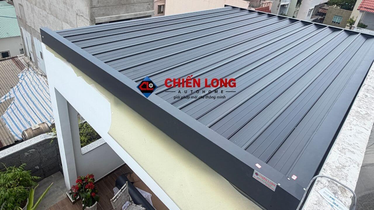 Hệ mái nhôm tự động che nắng và giảm nhiệt trên mái Poly
