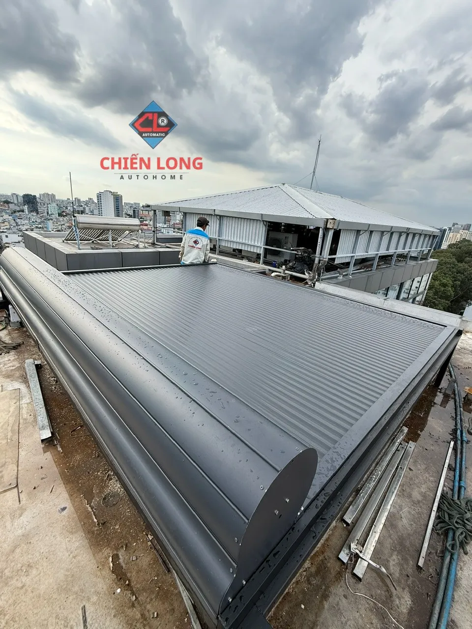 Mái nhôm cuốn tự động