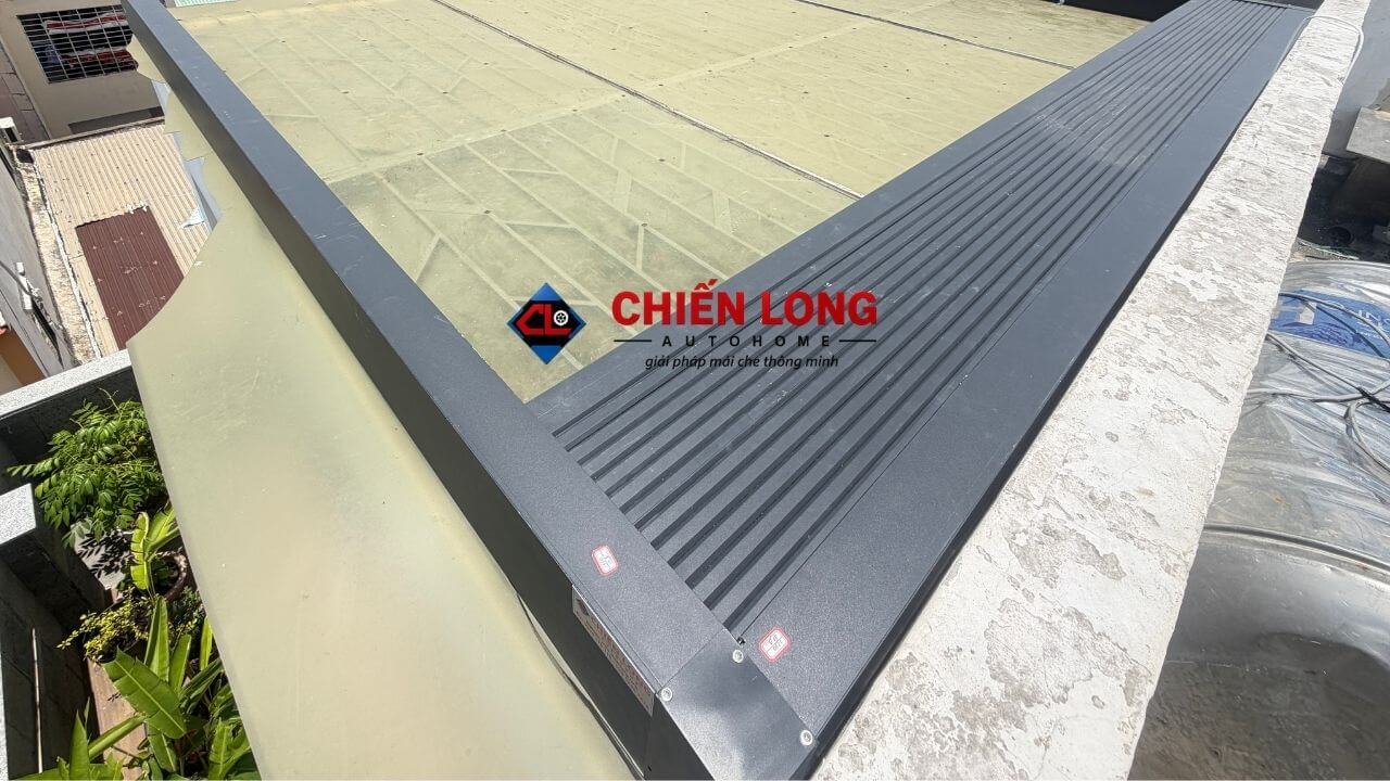 Công trình mái nhôm xếp trượt Ziczac tại đường Bạch Đằng