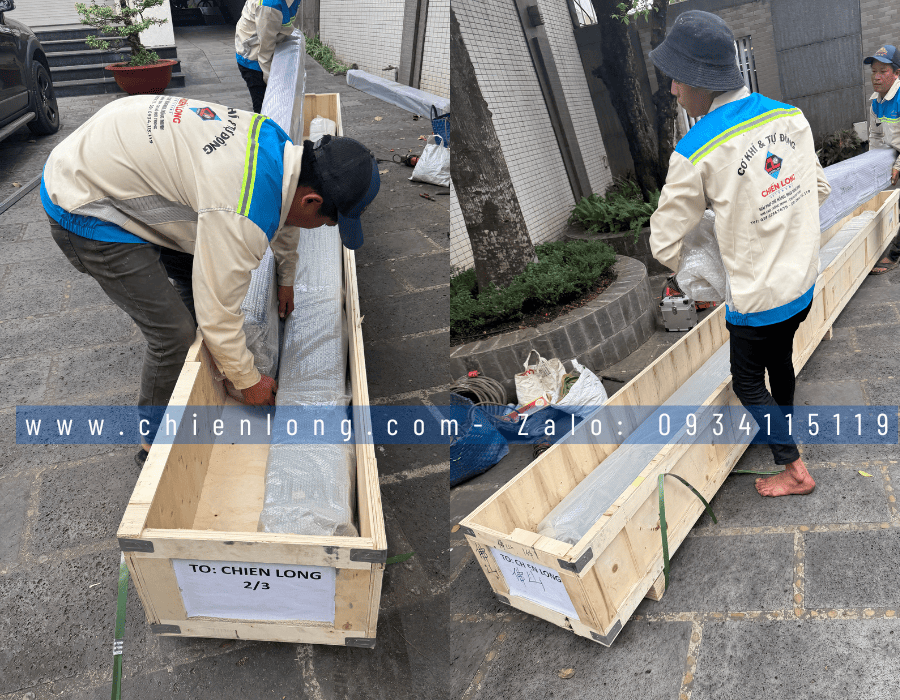 Mái nhôm chống nắng che mái kính xếp trượt Ziczac tự động rộng 3m chạy ra 4m