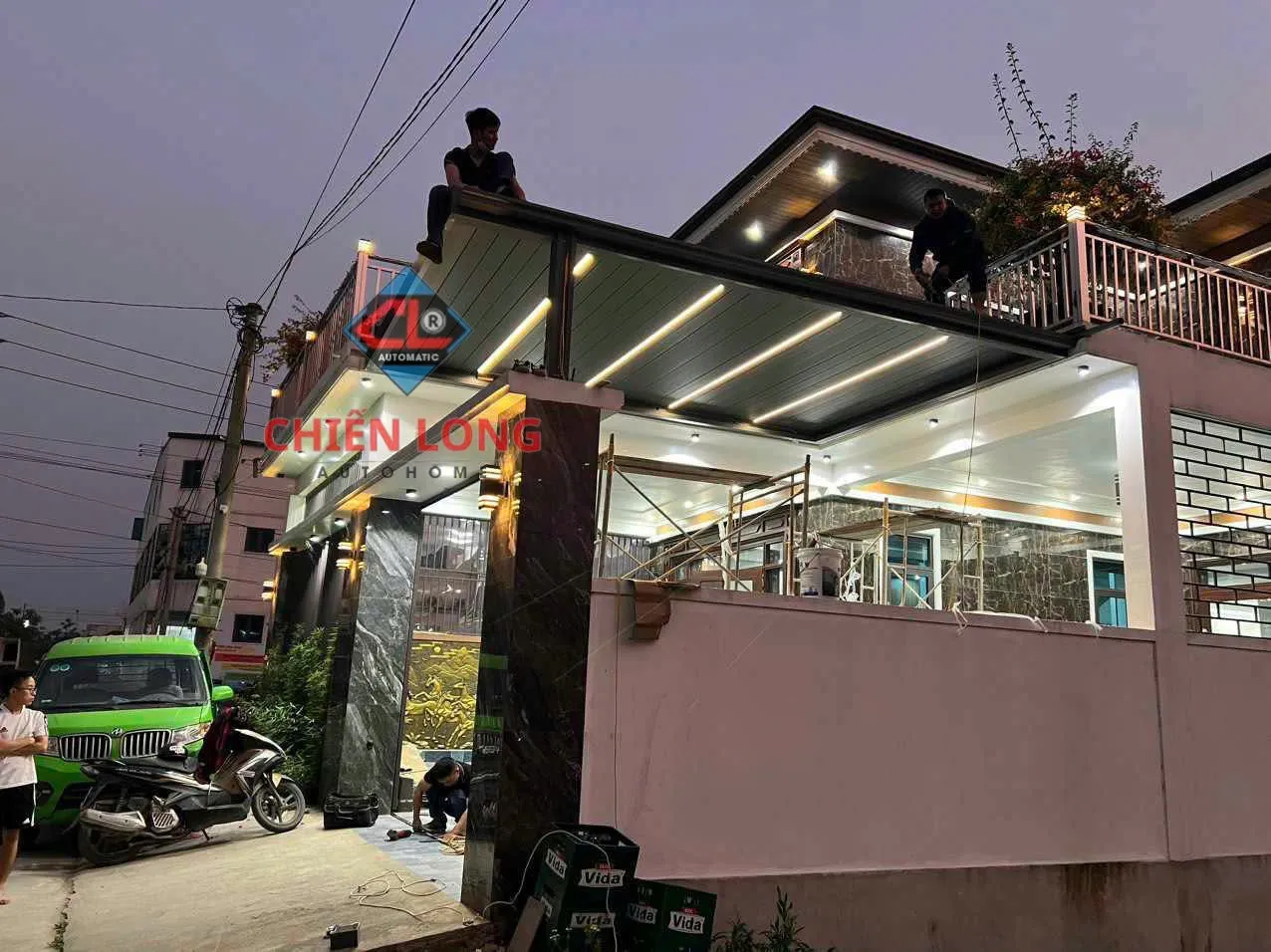 Mái nhôm xếp tự động