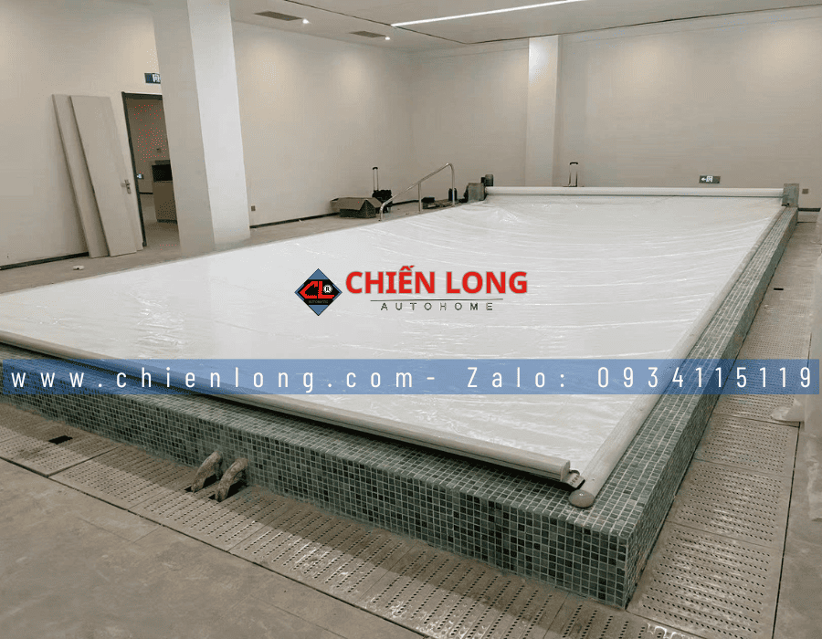 Mành che hồ bơi âm sàn cao cấp phù hợp hồ bơi biệt thự sang trọng