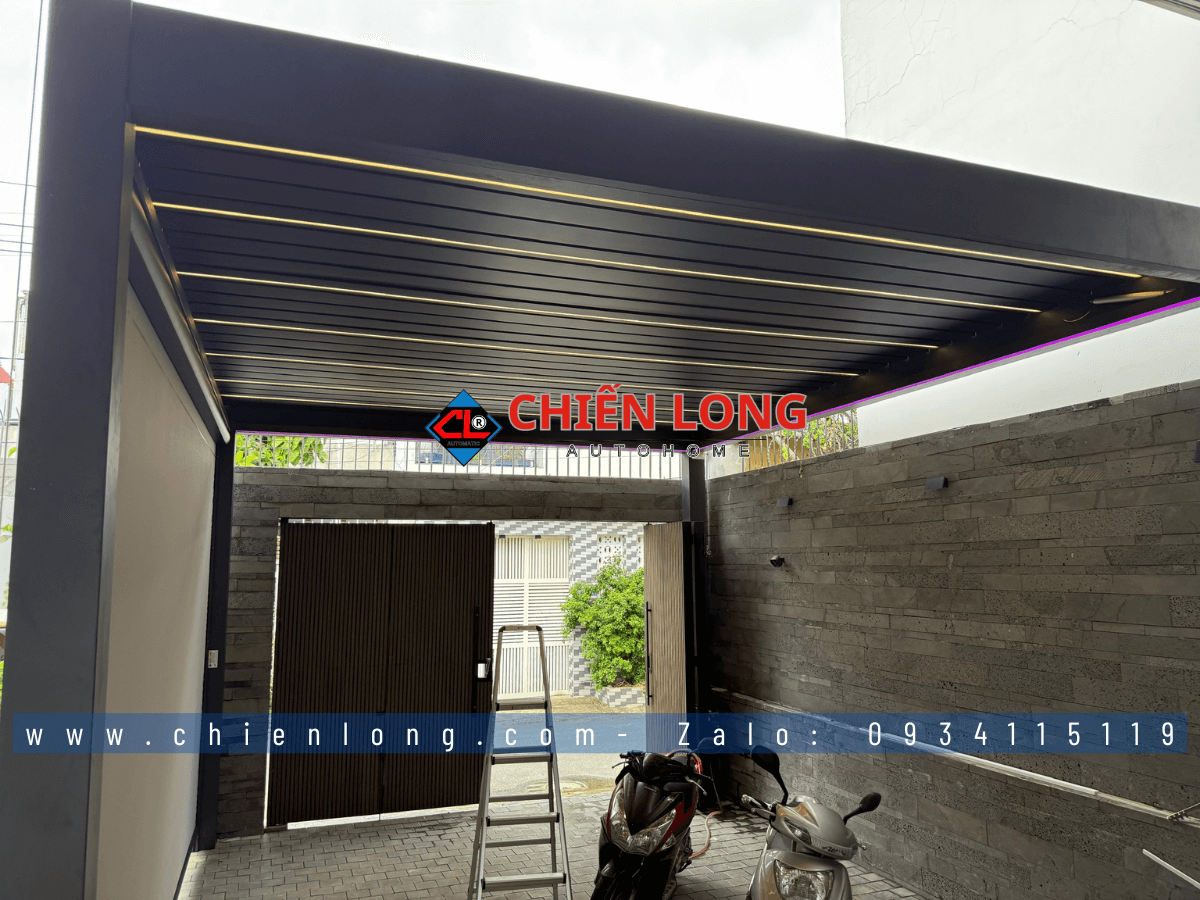 Mái nhôm xếp lật thông minh chống mưa nắng