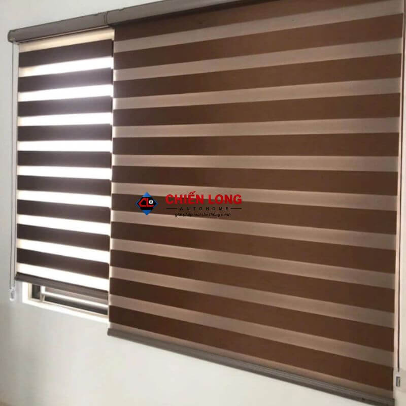 Rèm cầu vồng điều khiển bằng điện thoại