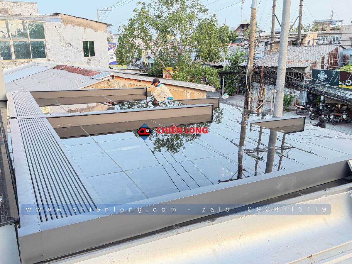 lắp đặt mái nhôm chống nóng mái kính biệt thự tại Tiền Giang