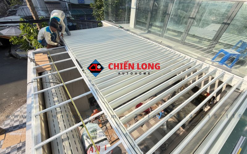 thi cong mai nhom xep lat san truoc hien dai