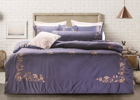 Bộ chăn ga Everon Es 1801 chụp với chăn đông