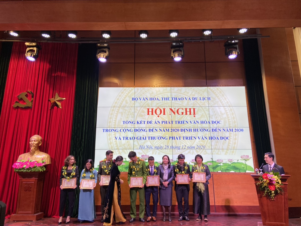 Alpha Books nhận Giải thưởng phát triển văn hóa đọc năm 2020 của Bộ Văn hóa, Thể thao và Du lịch