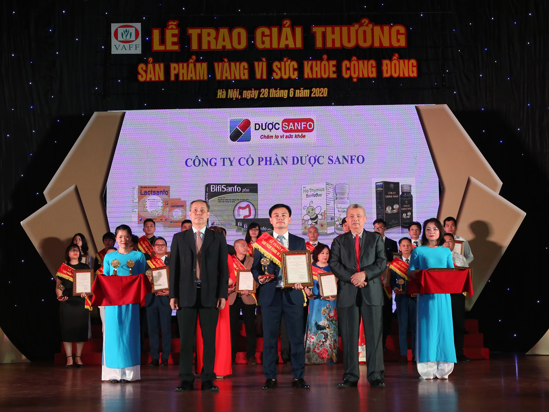 Dược Sanfo lập kỳ tích nhận 7 Huy Chương Vàng Vì Sức Khỏe Cộng Đồng 2020!