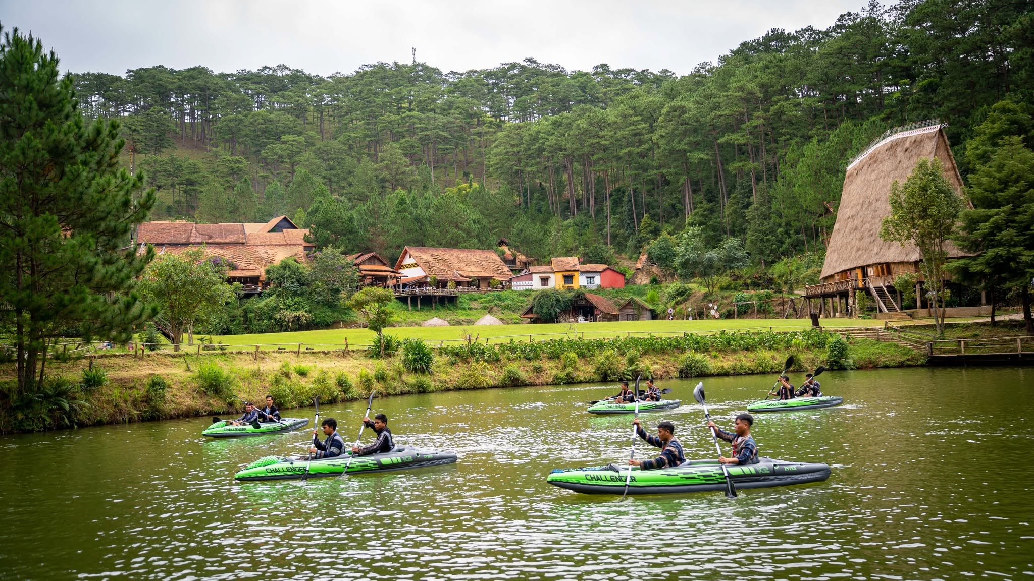 Tour 2N1D Rừng Và Hoa Đà Lạt
