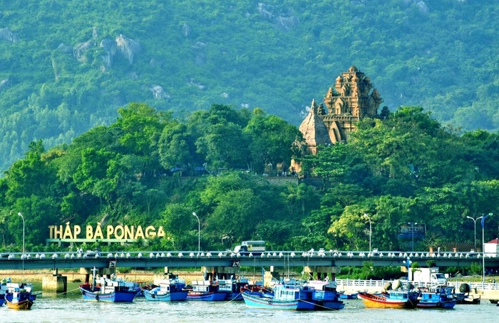 TOUR NHA TRANG - ĐÀ LẠT 4 NGÀY 3 ĐÊM - HÀNH TRÌNH BIỂN VÀ HOA