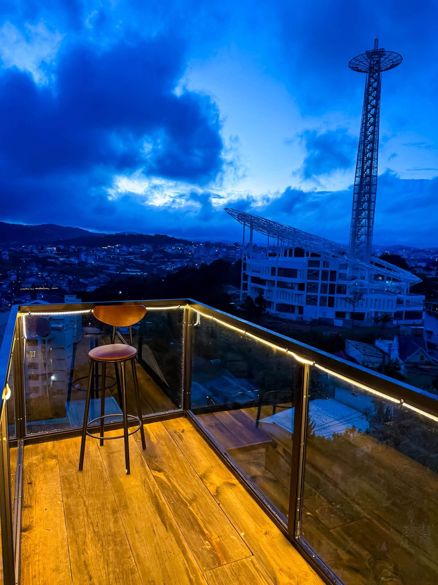 Tour 1 Ngày Chạm Mây