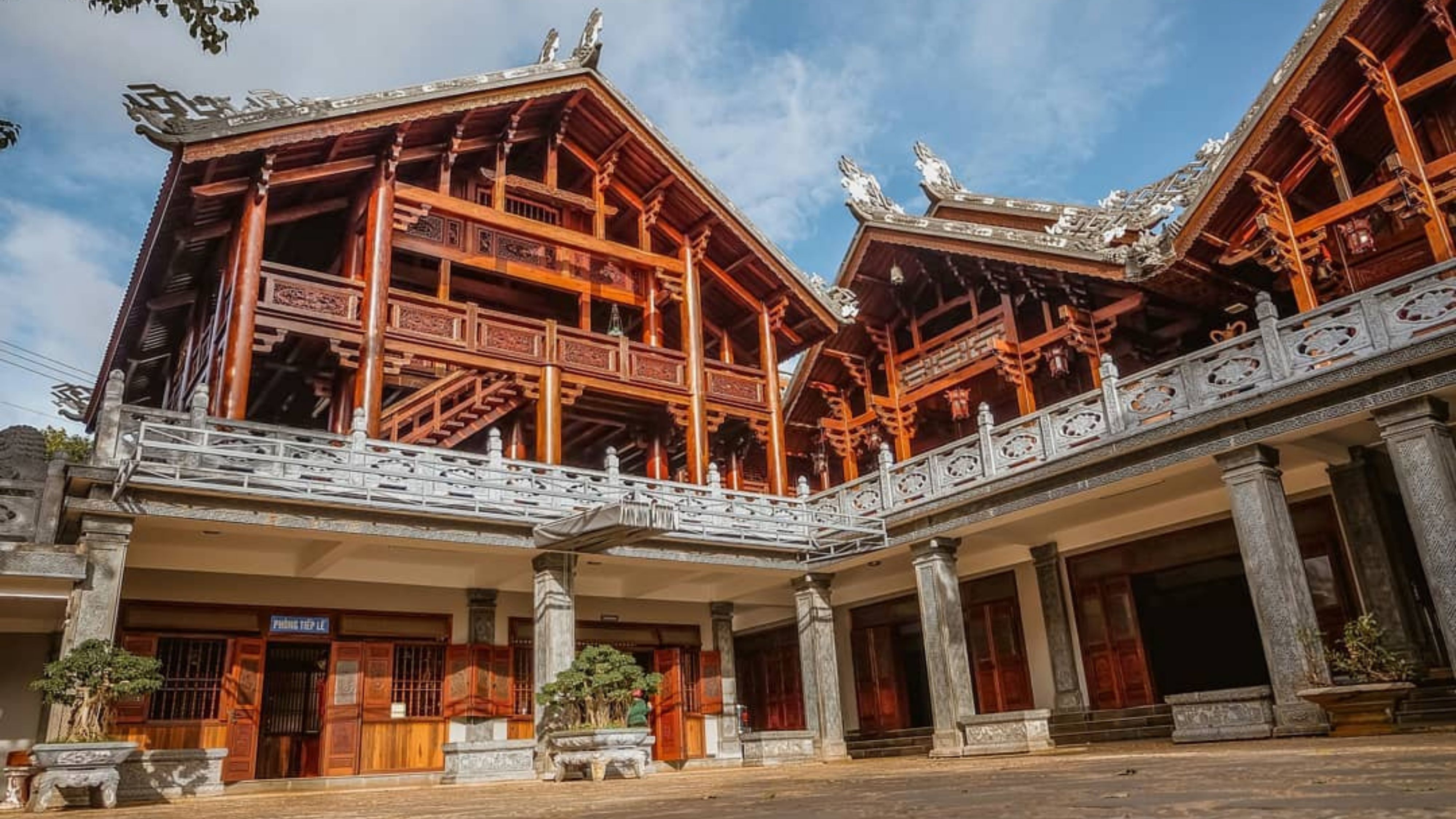 TOUR TRỌN GÓI MIỀN TRUNG | 7 NGÀY 6 ĐÊM