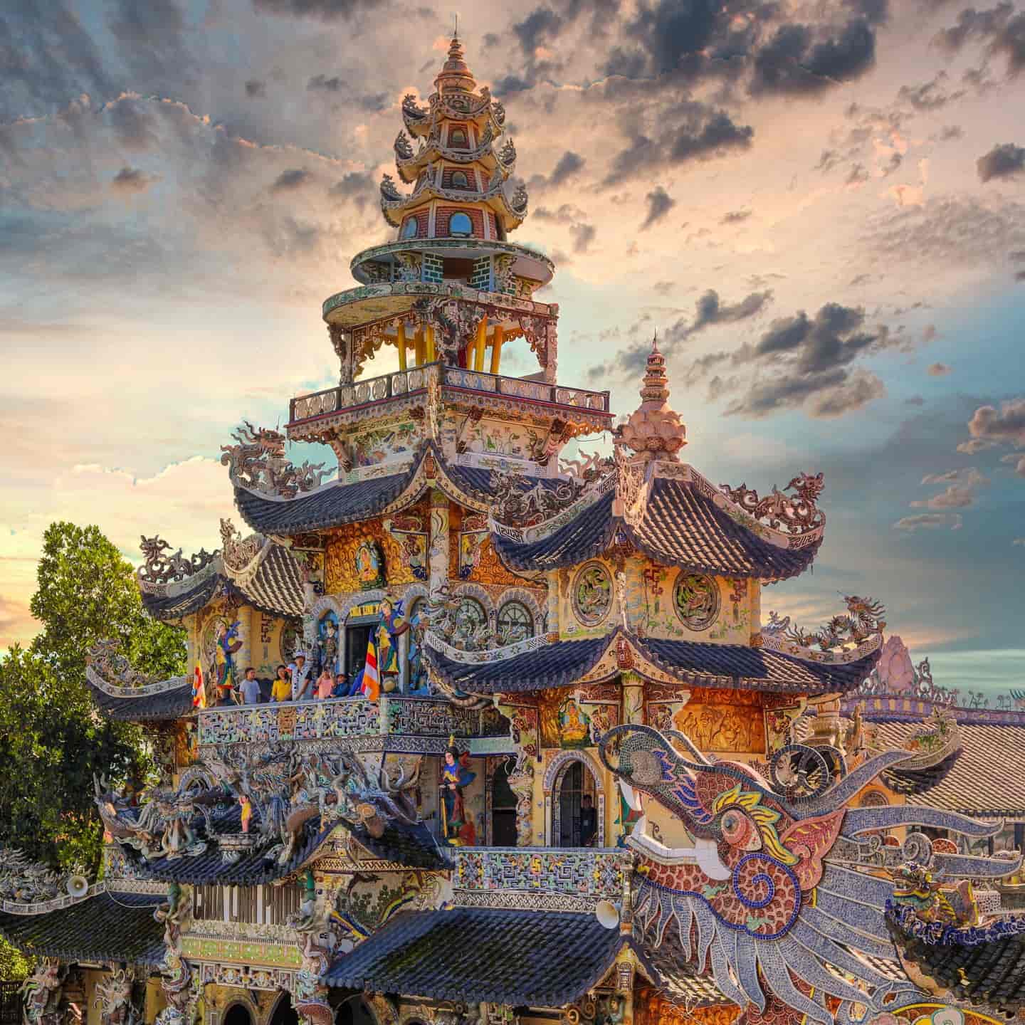 Đà Lạt THÁC NƯỚC VÀ TÌNH YÊU