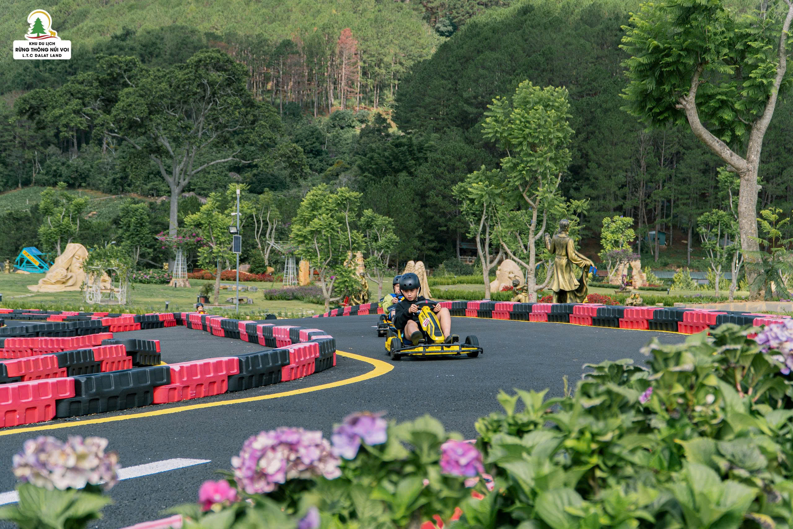 Tour 2N1D Quẩy Năng Động Chơi Nhiệt Tình
