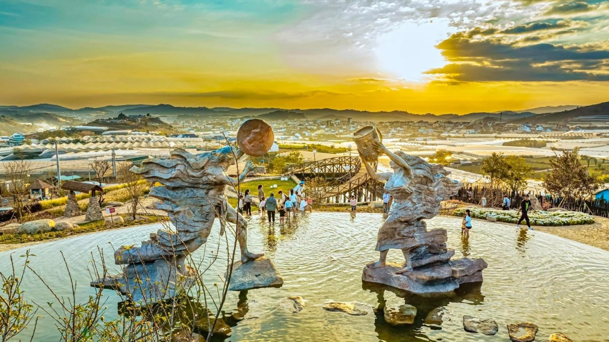 TOUR RỰC CHÁY CAO NGUYÊN (TEAMBUILDING 2N2D)
