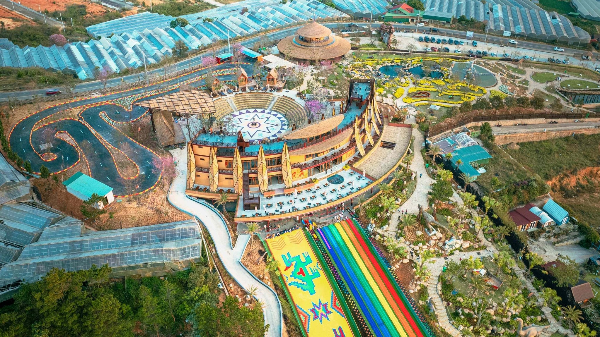 TOUR RỰC CHÁY CAO NGUYÊN (TEAMBUILDING 2N2D)