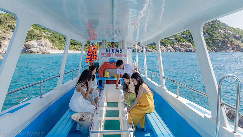 Tour 2N1D Chiêm Ngưỡng Màu Sắc Biển
