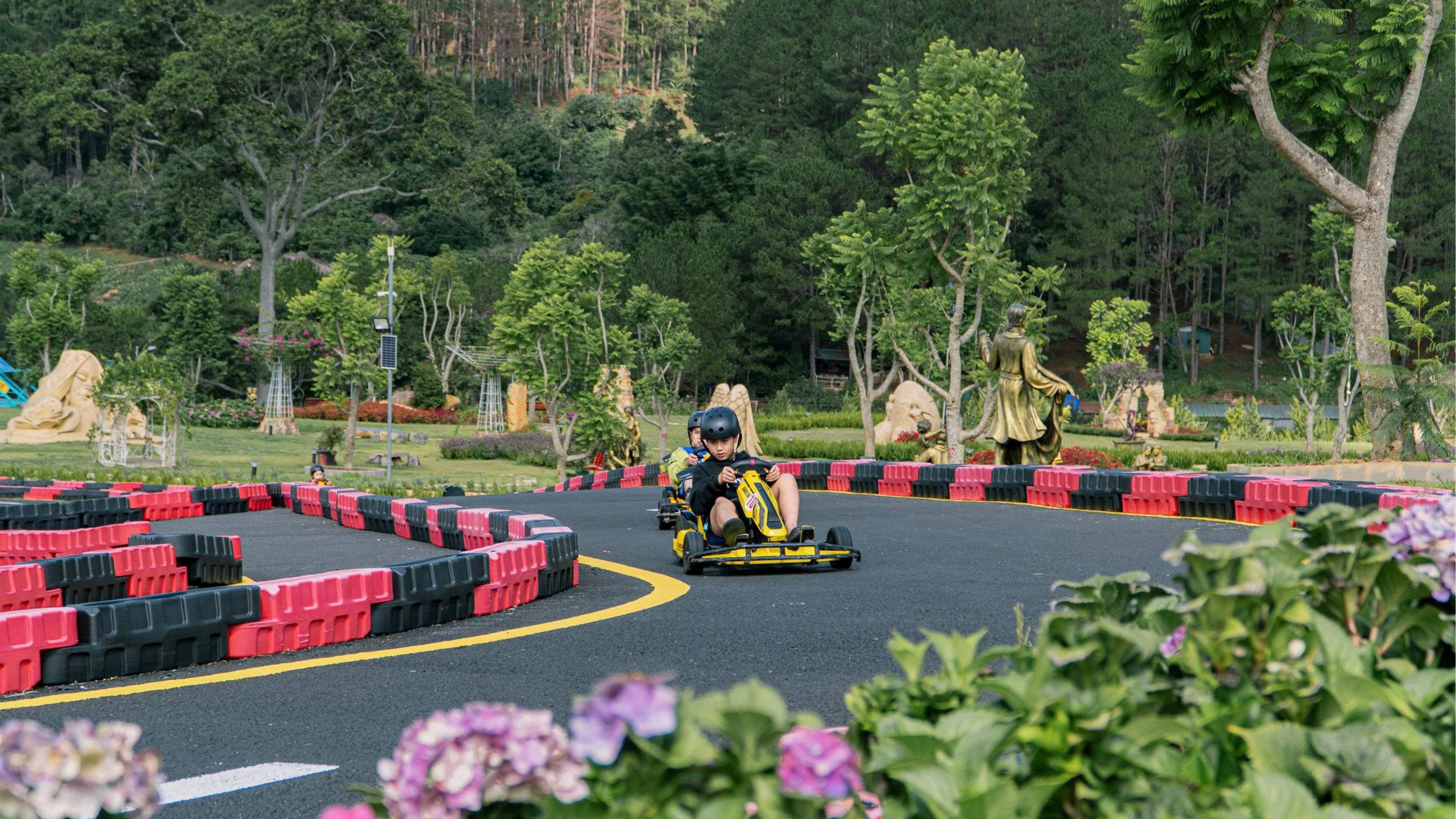 TOUR 1 NGÀY CÙNG TIẾNG GỌI ĐẠI NGÀN I TOUR 1 NGÀY