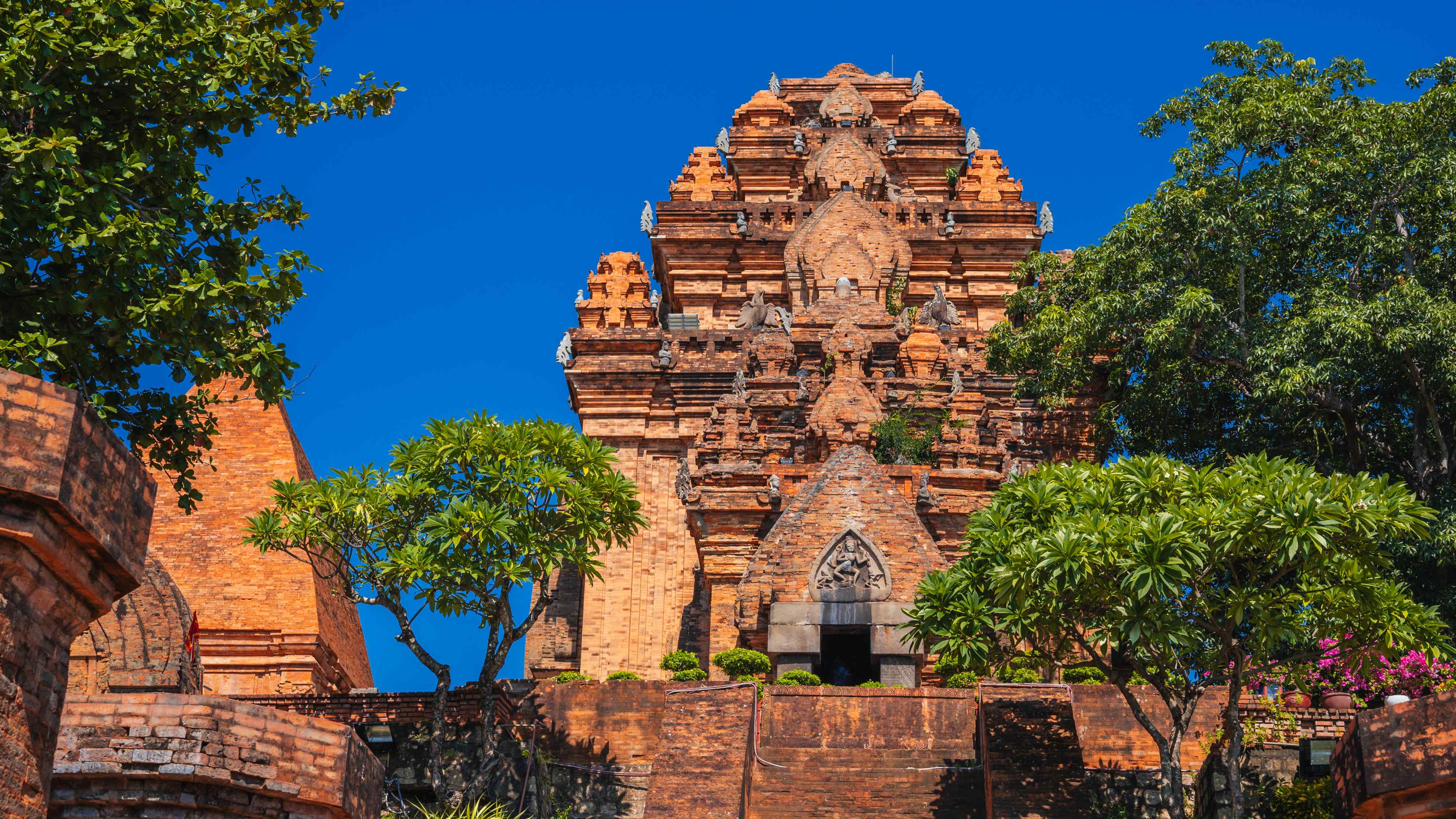 TOUR TRỌN GÓI MIỀN TRUNG | 7 NGÀY 6 ĐÊM