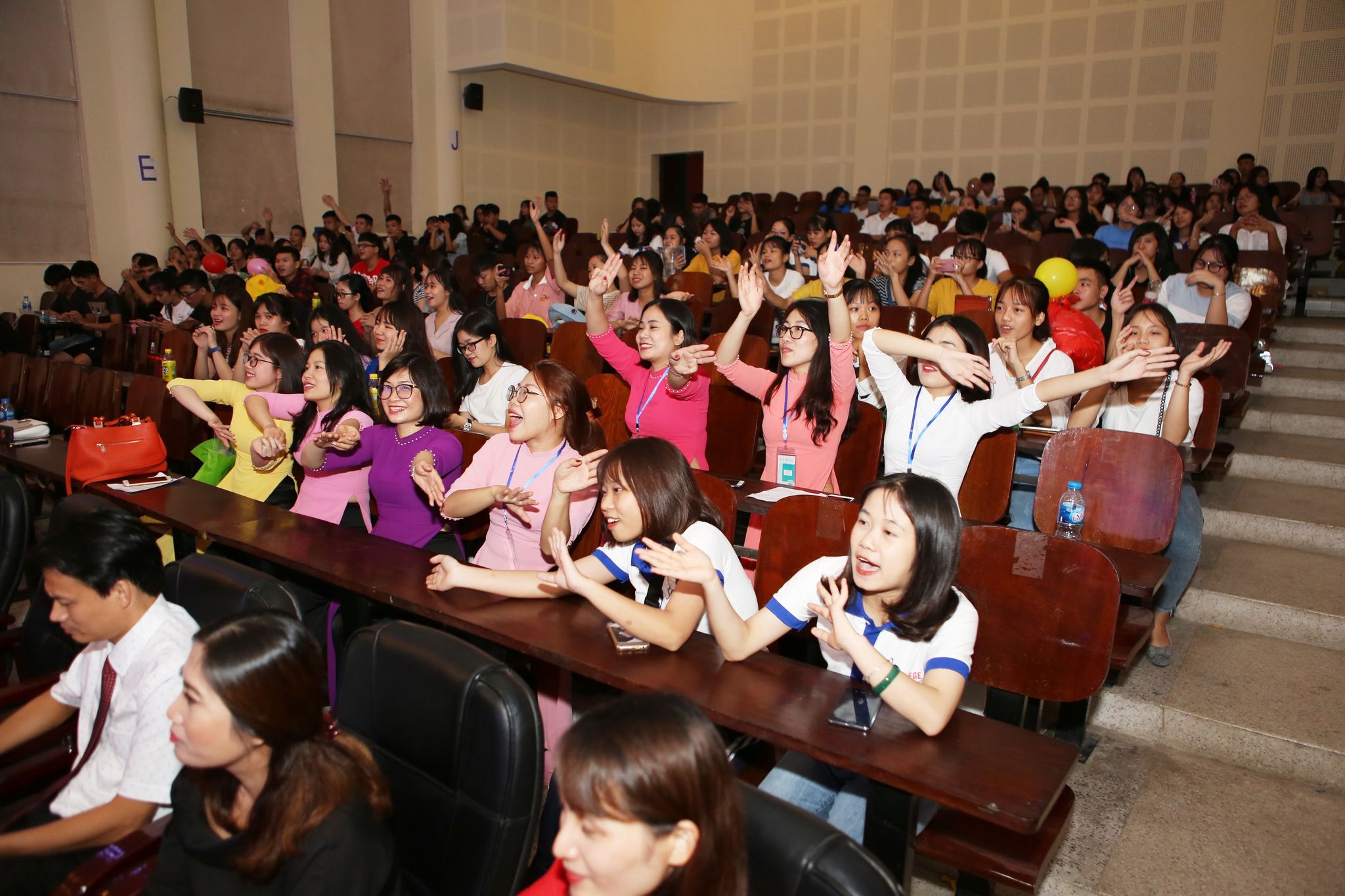 Sinh viên một số trường tại Hà Nội sẽ đi học trở lại vào ngày 83  VTVVN