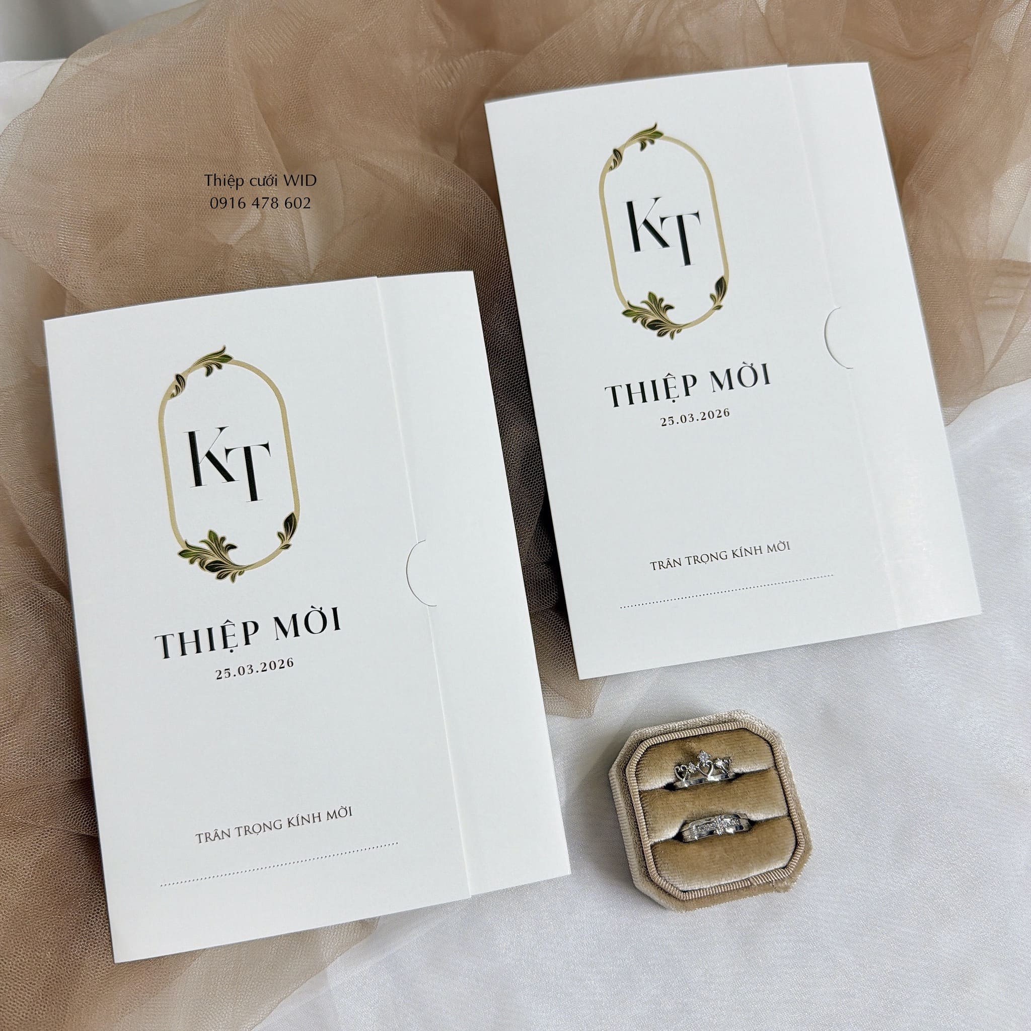 Ngang 526 khuyết cài