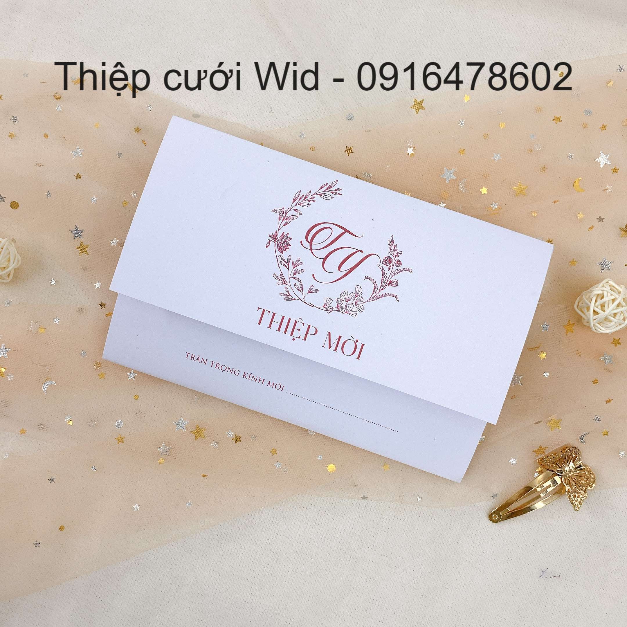 Ngang 248 - thiệp trắng đỏ tối giản