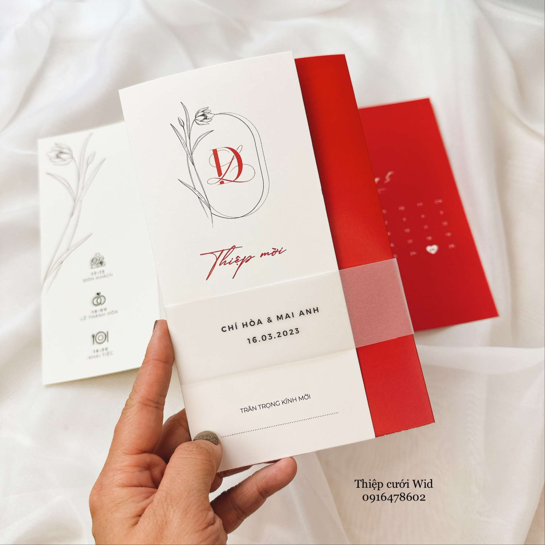 Ngang 382 - Thiệp đỏ phong cách hiện đại