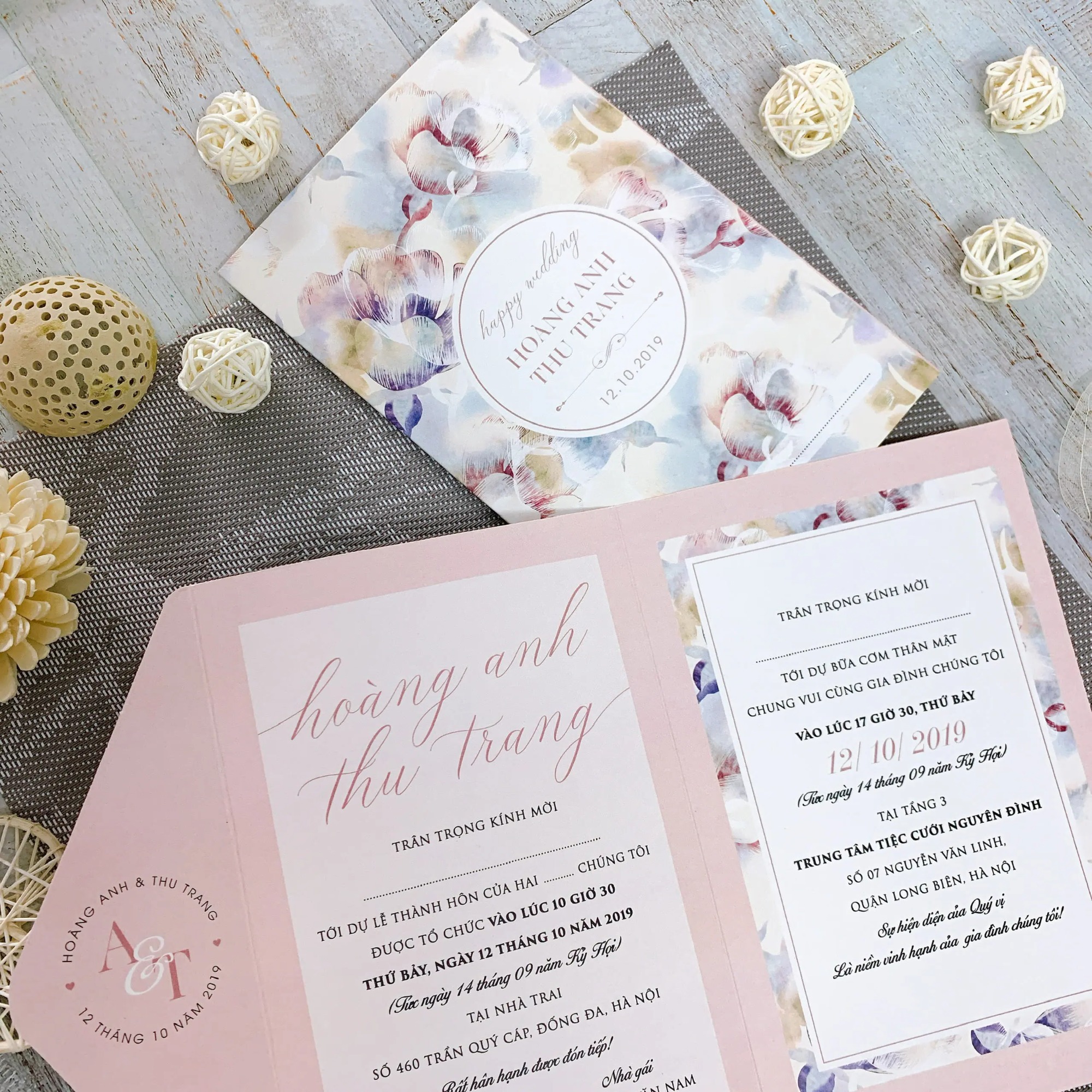 115 CN - Thiệp cưới Hoa Lan nền hồng phấn