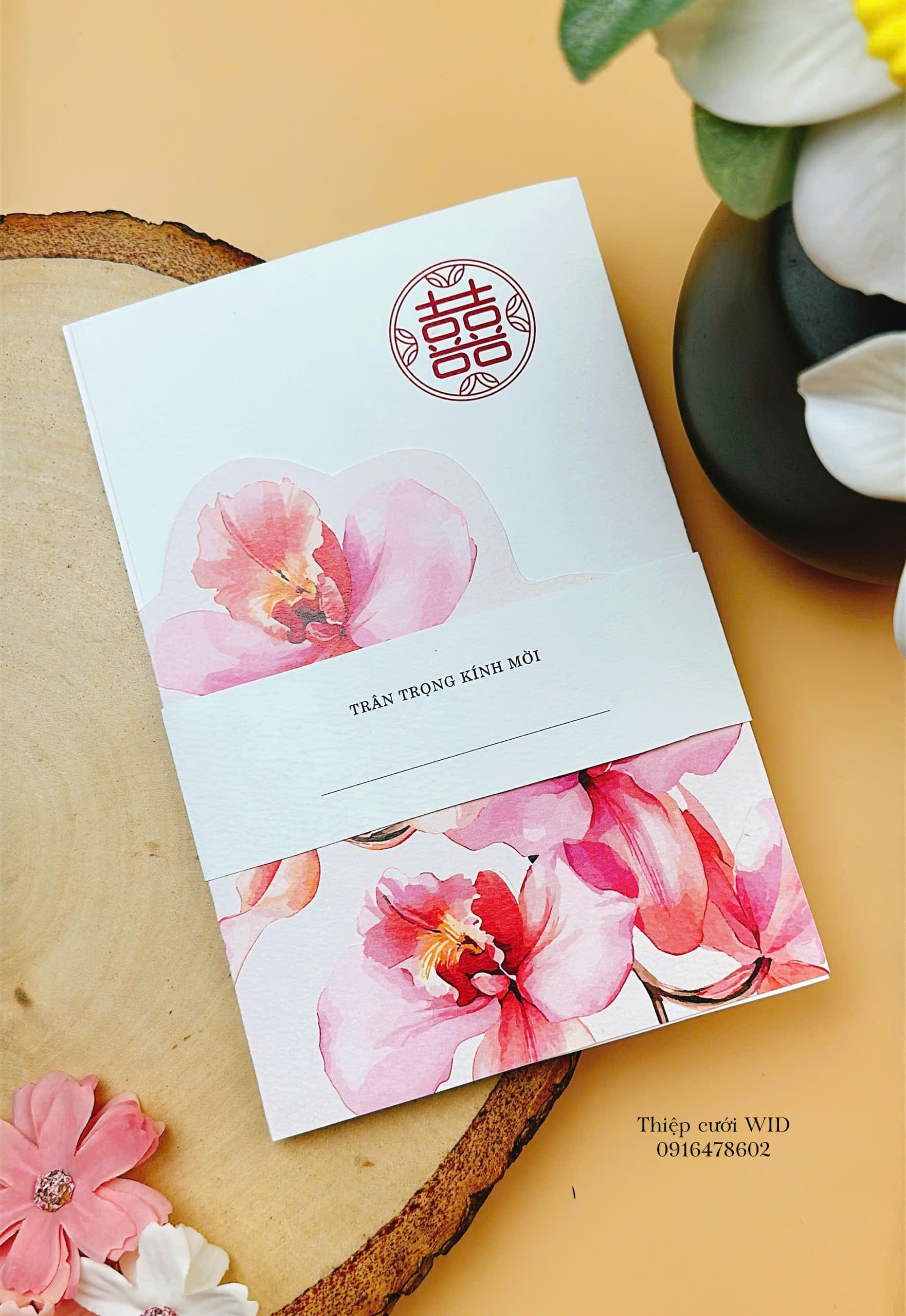 Gập 3 Hoa Hồng - Thiệp gập 3 cắt viền hoa nổi bật