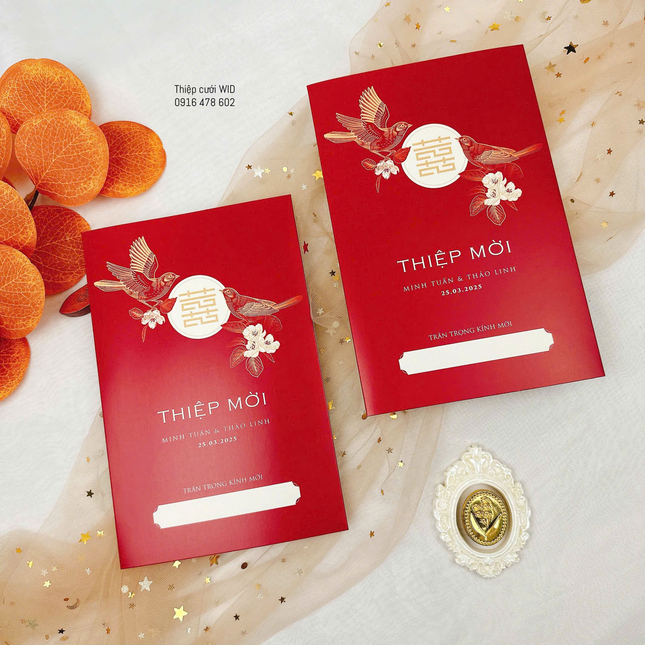 493 CN  - Thiệp đỏ hiện đại