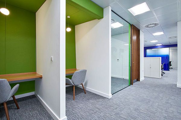 Cách phối màu văn phòng ấn tượng đơn giản bắt mắt 2025