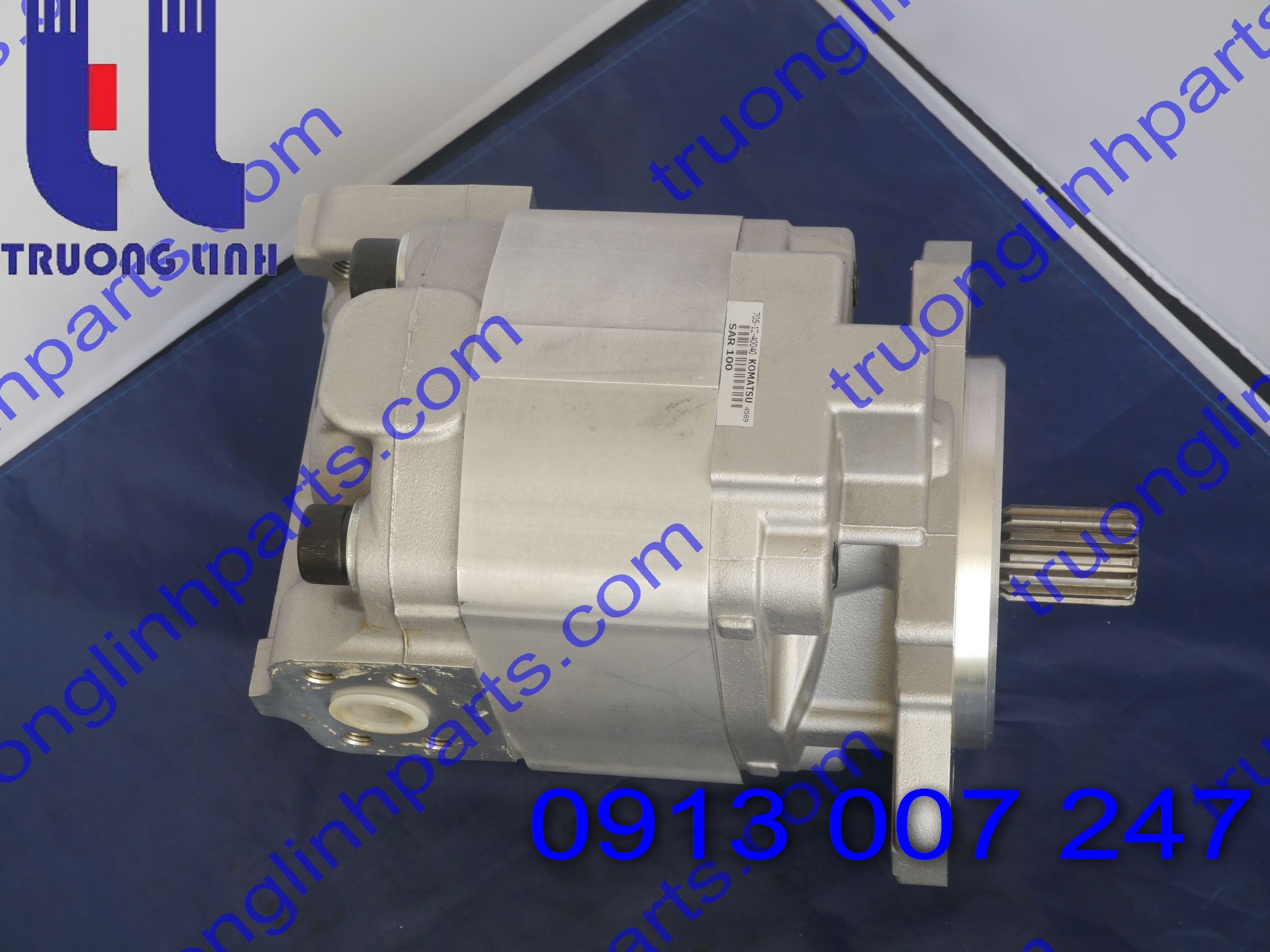 BƠM LÁI KOMATSU WA450-1 2 WA470-1-  BƠM THỦY LỰC BÁNH RĂNG -705-12-40040 