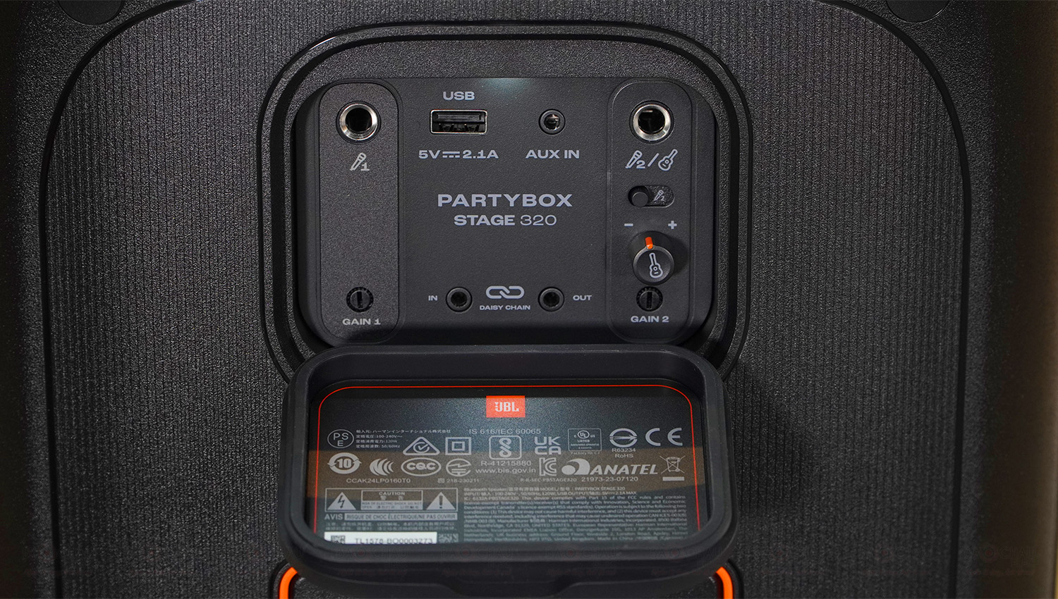 Loa JBL PartyBox Stage 320 (240W, Pin 18h, IPX4, Bluetooth 5.4)