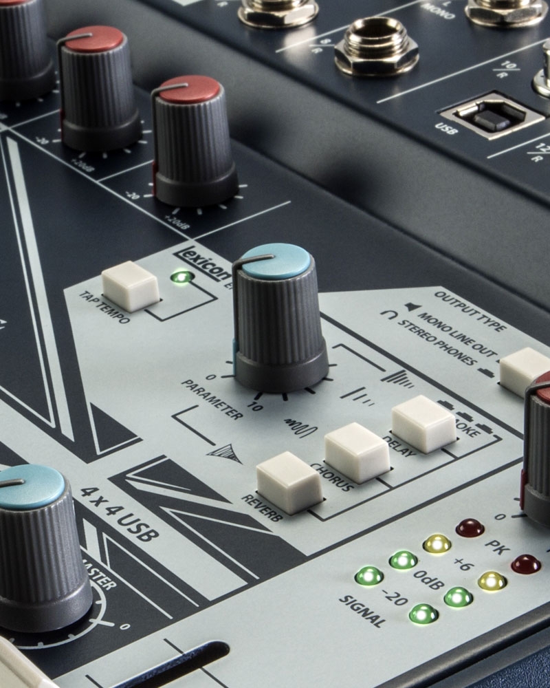 Notepad-12FX Soundcraft Mixer Analog