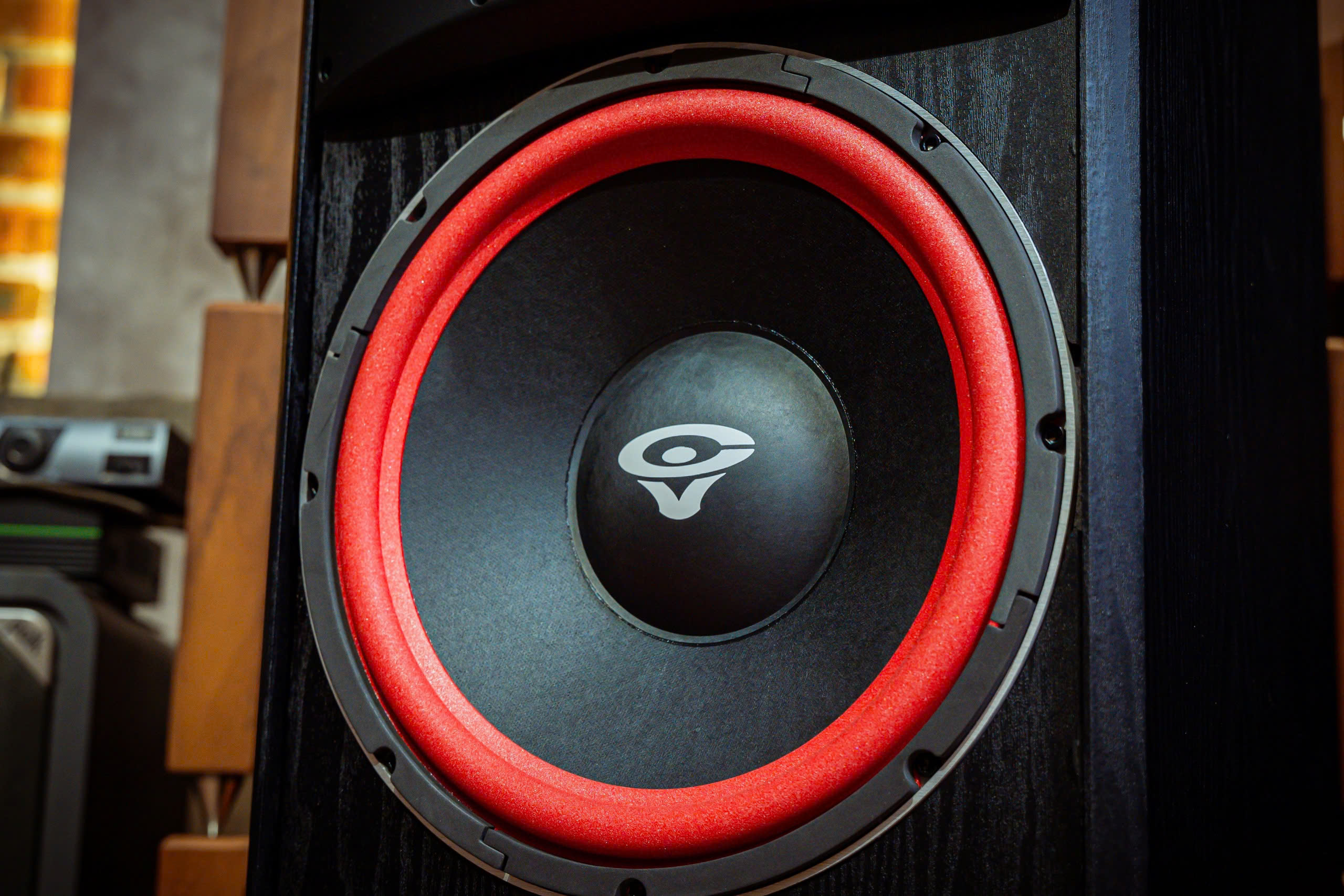 Loa Cerwin Vega XLS-12