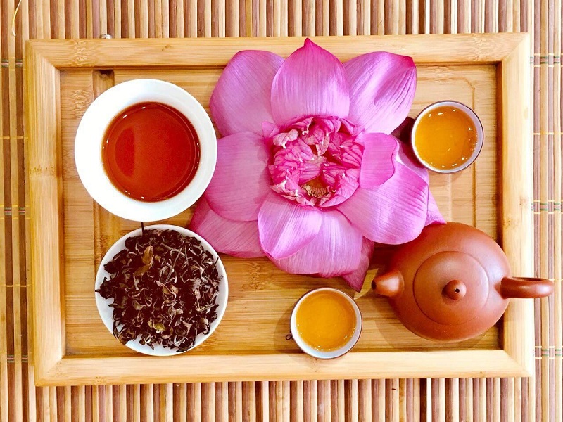 9 tác dụng của trà ướp bông sen khiến bạn muốn sử dụng mỗi sáng