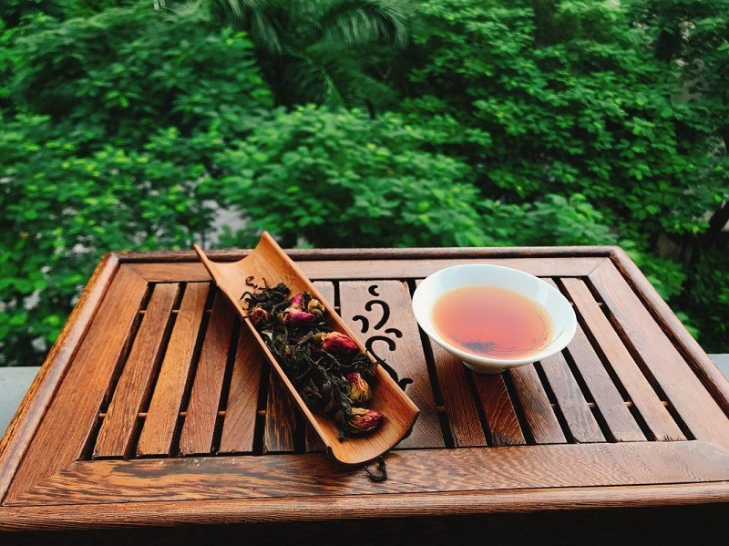 Buổi sáng nên lựa chọn trà Shan Tuyết hay chè Thái Nguyên cho ngày mới tỉnh táo, nhẹ nhàng