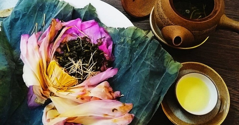 Một chén trà sen Tây Hồ giữa ngày chuyển thu – Hơn cả thú thưởng trà