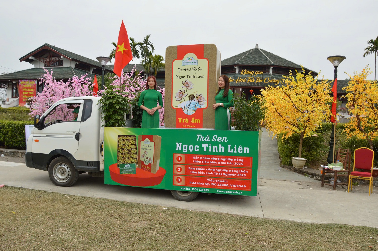 KHÔNG GIAN VĂN HÓA CHÈ TÂN CƯƠNG