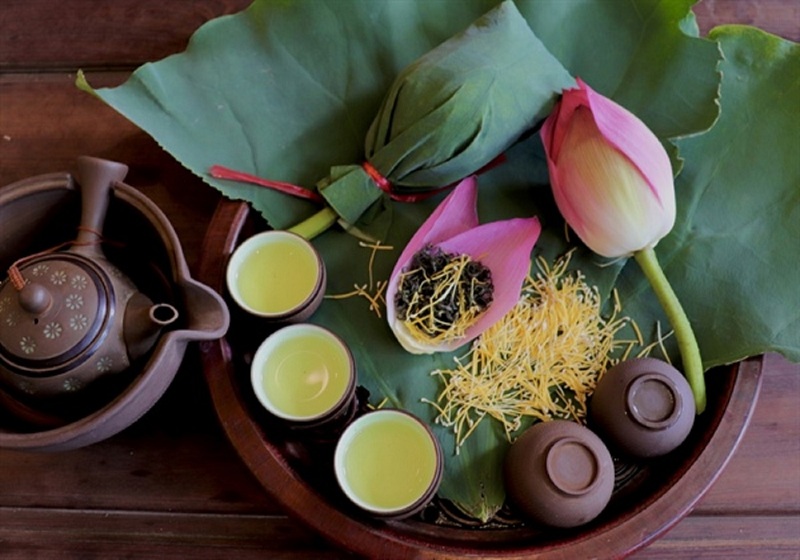 Trà sen Tây Hồ và những giá trị làm nên vẻ đẹp cầu kỳ hiếm dòng trà nào sánh kịp