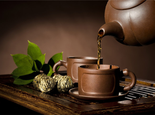 Uống trà xanh trước hay sau bữa ăn để mang lại lợi ích tối đa cho cơ thể