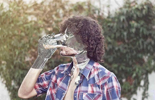 Loạt ảnh siêu thực phản ánh cuộc sống hiện tại đáng suy ngẫm